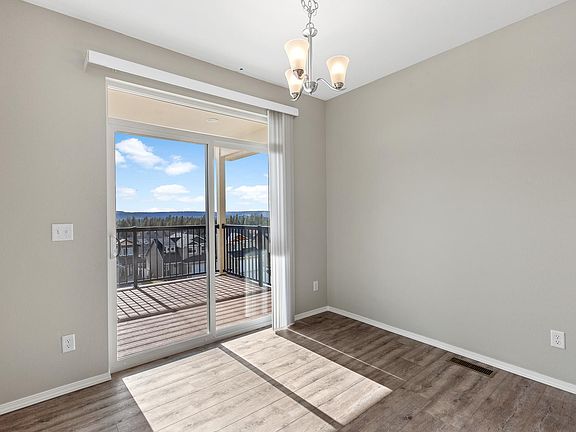 4th image of 8503 N Sylvia St #8503