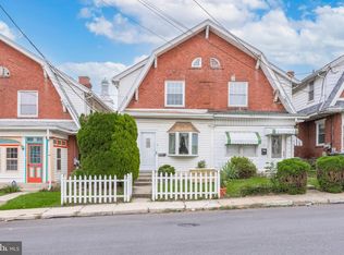 49 S 8th Ave, Coatesville, PA 19320