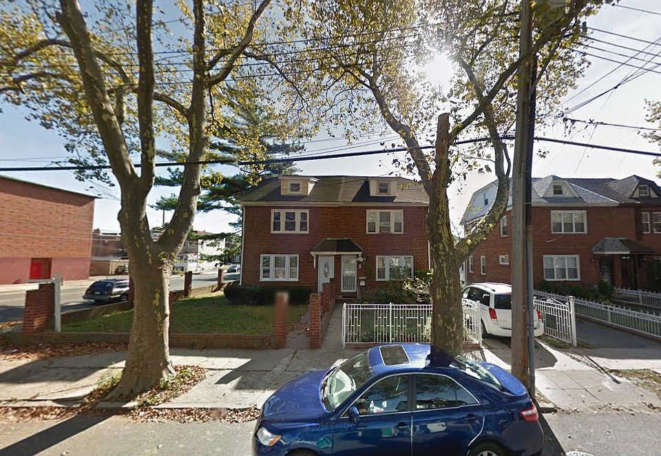 1st image of 11601 222nd St