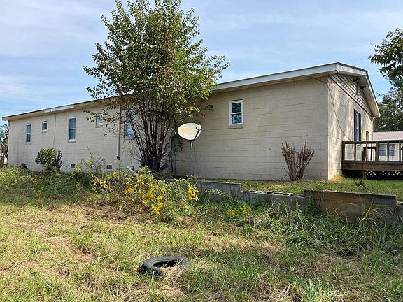 4th image of 539 Carver Ave