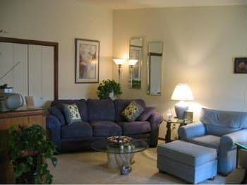 4th image of 2820 Oakland Dr Unit 30