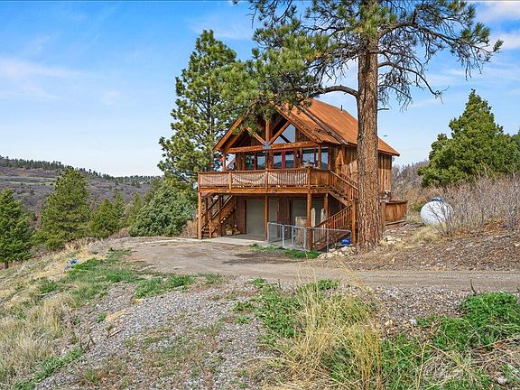 3rd image of 1685 Green Meadows Ln