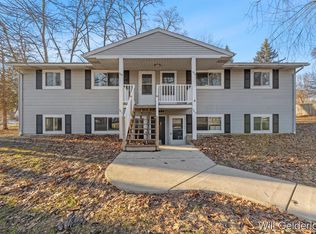 1211 60th St SE, Kentwood, MI 49508
