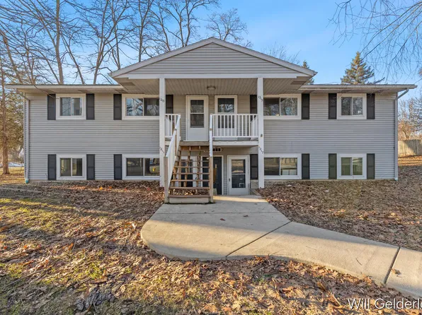 1211 60th St SE, Kentwood, MI 49508
