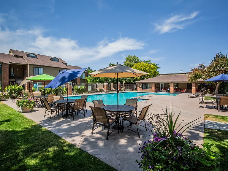 Poolside Seating