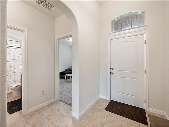 2nd image of 1104 Genola Dr