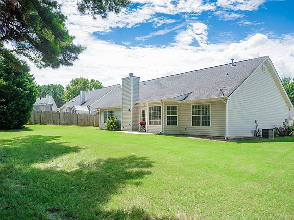 4th image of 2000 Nichols Landing Way
