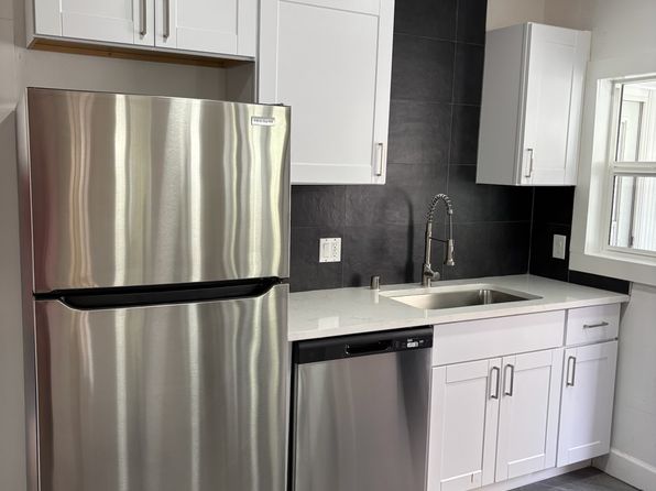 813 Marquette Ave NW #2