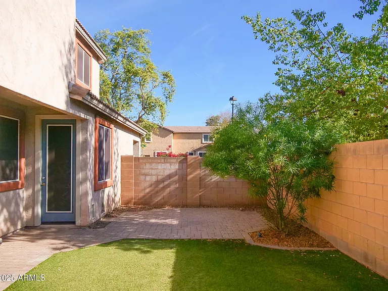 2188 S Heron Ln — Photo 23