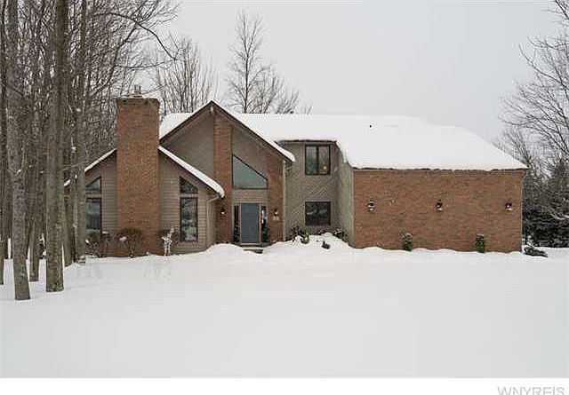 1st image of 66 Old Orchard Ln