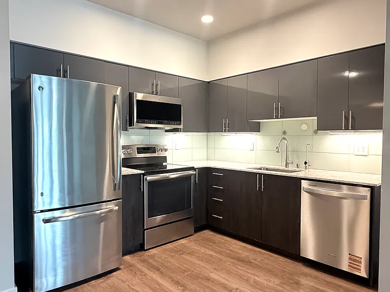 1085 103rd Ave NE #115 — Photo 7