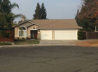 2929 S Montecito Ct, Visalia, CA 93277