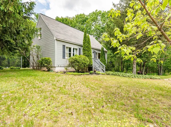 23 Howard Brook Drive, Rochester, NH 03867