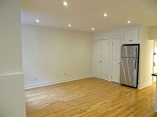 5th image of 309 W 78th St APT 2