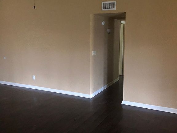 5th image of 1504 War Eagle Dr