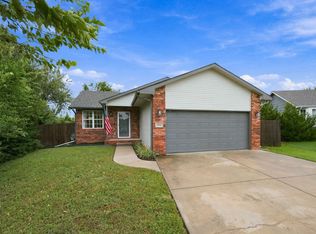 1941 S Smithmoor St, Wichita, KS 67207