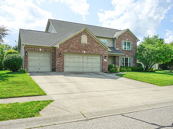 2nd image of 1176 Newark Ct