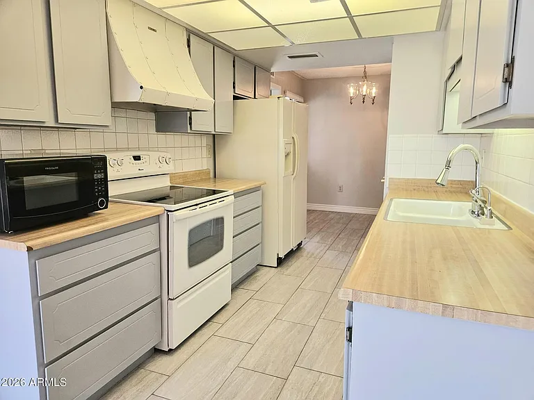 19802 N Star Ridge Dr — Photo 4