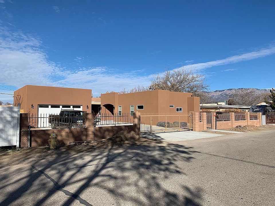 1st image of 159 Pueblo Luna Dr NW