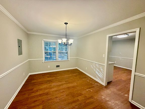 4th image of 7717 Fiesta Way