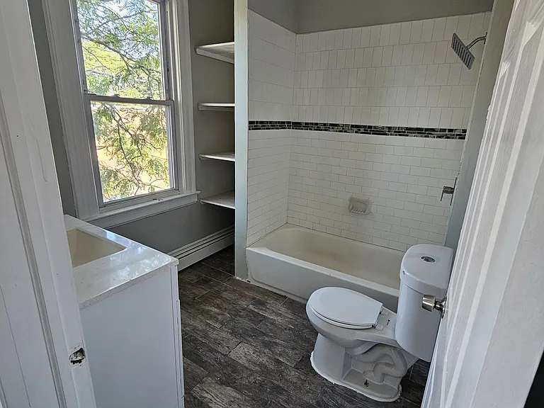 592 S 20th St #2 — Photo 10