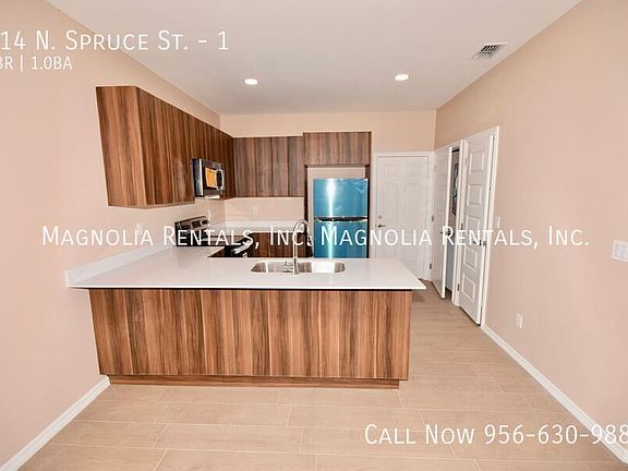 5th image of 814 N Spruce St APT 1