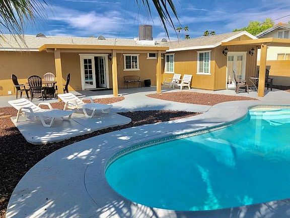 2nd image of 73427 Santa Rosa Way