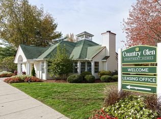 Country Glen Apartments, Groton, CT 06340
