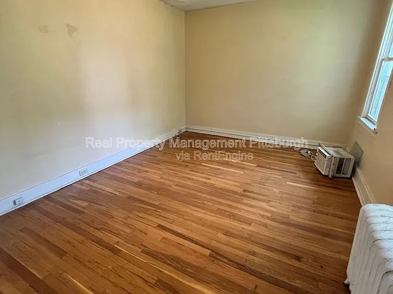 5731 Phillips Ave #2 — Photo 8