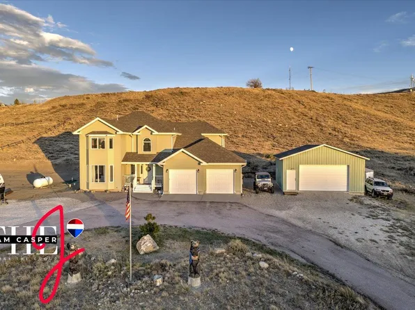 5333 Saddlestring Rd, Casper, WY 82604