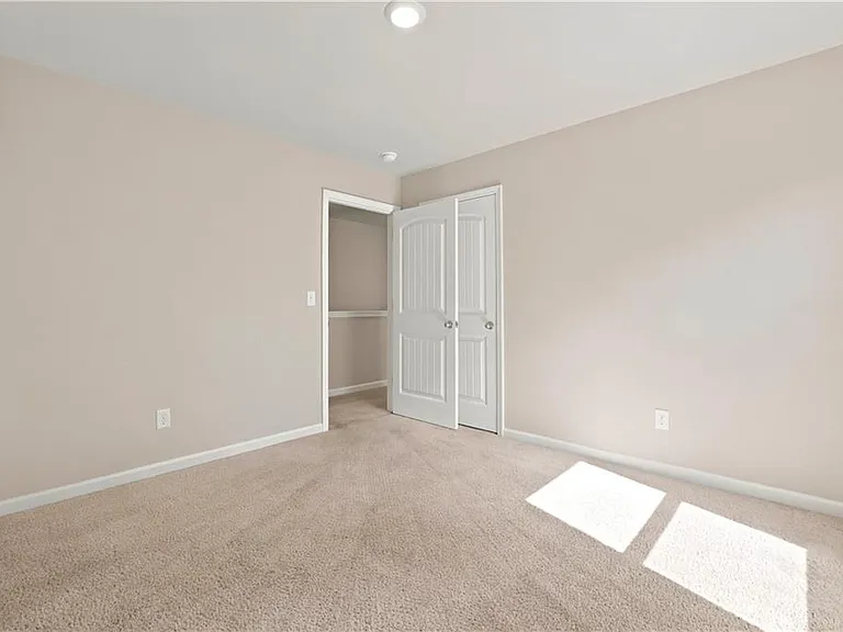 157 Lost Creek Blvd — Photo 27