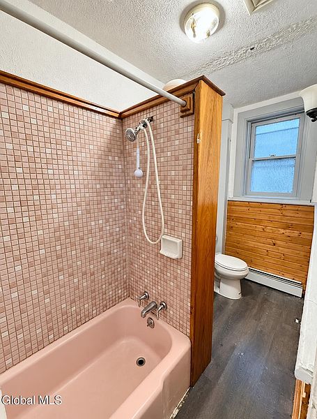 3rd image of 625 Clinton Avenue