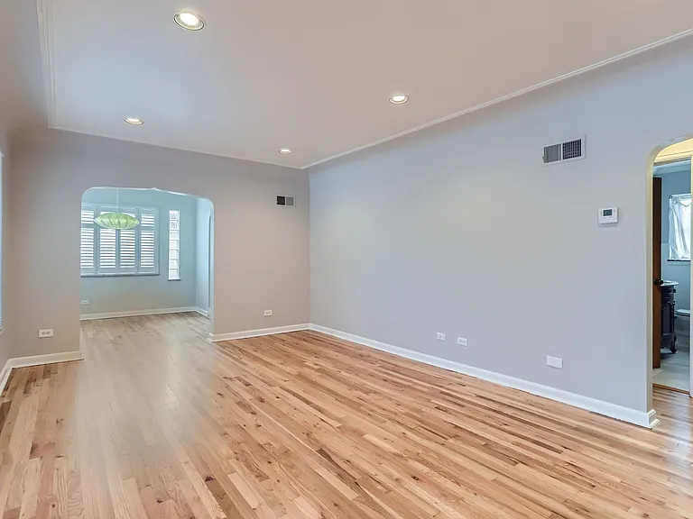 849 Grape St — Photo 7