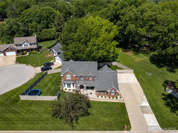 119 Jamie Lynn Dr, Glen Carbon, IL 62034