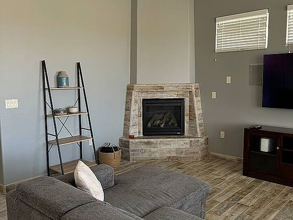 2nd image of 4272 Lyra Ct