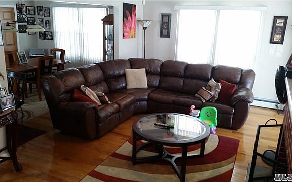 5th image of 19017 103rd Ave