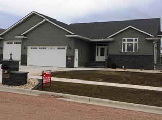 2422 12th Ave NE, Watertown, SD 57201