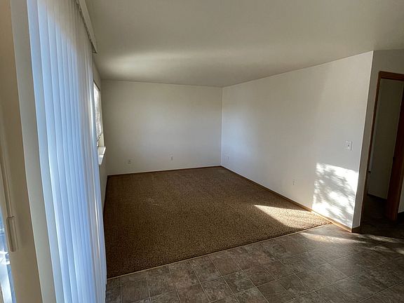 2nd image of 1597 NW Portland Ave Unit 3