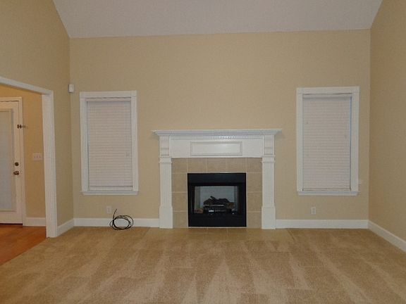 2nd image of 2719 Annapolis Ct