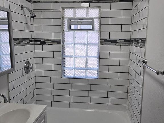 5th image of 3380 N 36th STREET