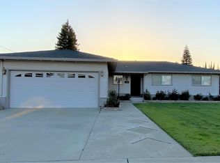 8323 Winfield Dr, Hilmar, CA 95324