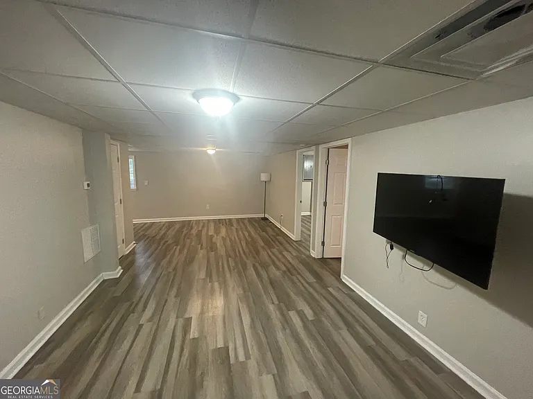 310 Harris Manor Dr SW #B — Photo 11