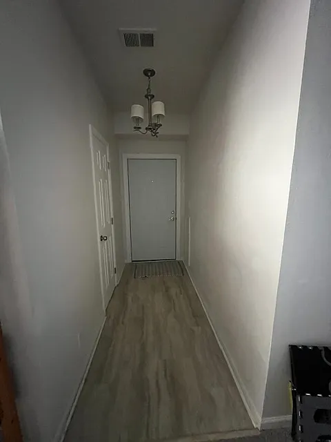 2 bed, 1150 sqft, $2,500 — Photo 3