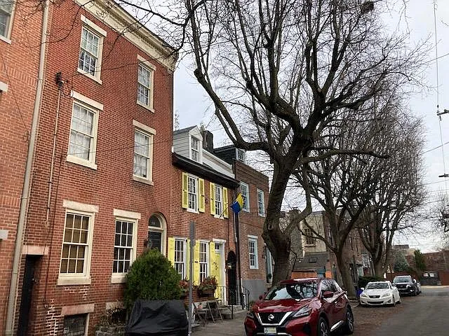 113 Catharine St #3 — Photo 15