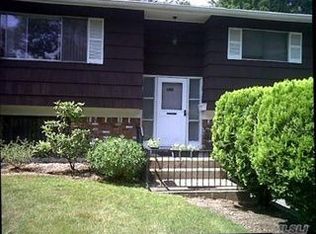 182 Bayville Ave, Bayville, NY 11709