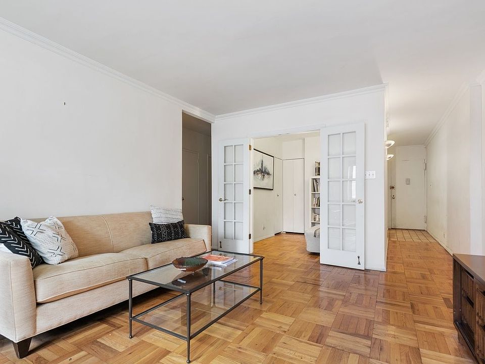 1st image of 30 W 60th St APT 8D