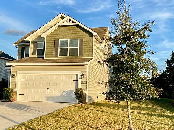 3rd image of 3170 Alexandria Dr