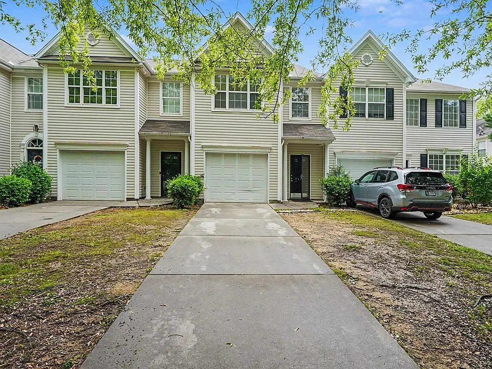 7514 Abigail Glen Dr