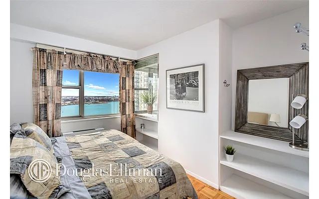 Rented by Douglas Elliman | media 10
