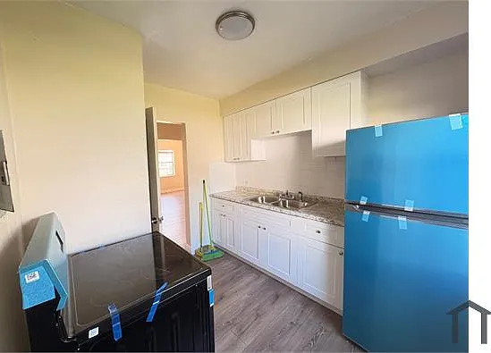 2 bed, 984 sqft, $2,500 — Photo 2